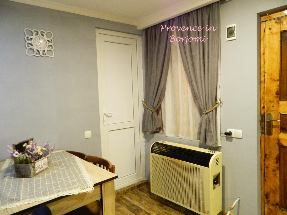 קאחתי Nikas Guest House מראה חיצוני תמונה